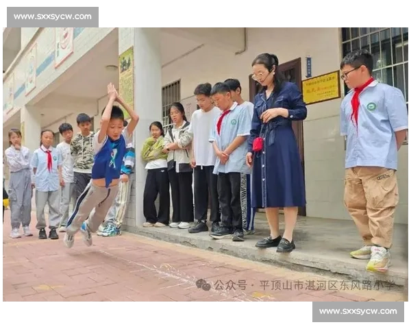 在汗水与掌声之间我经历的一次难忘比赛成长之路与自我超越的瞬间